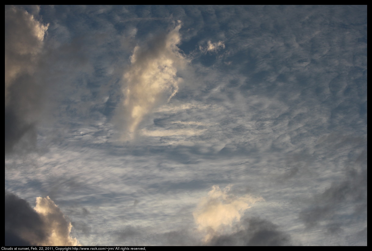 2011feb22_clouds_at_sunset.jpg